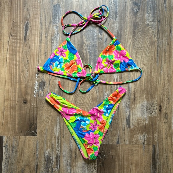 Frankie's Bikini Surf Dude Tropical Floral Bikini Set